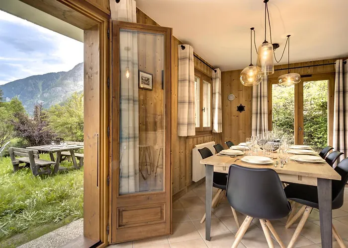 Апартаменты Mouilles - 113m2 Jardin Calme Garage Bar Centre *