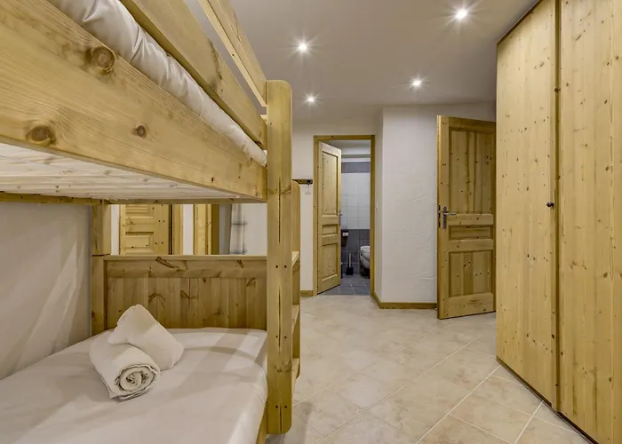 Апартаменты Mouilles - 113m2 Jardin Calme Garage Bar Centre Шамони