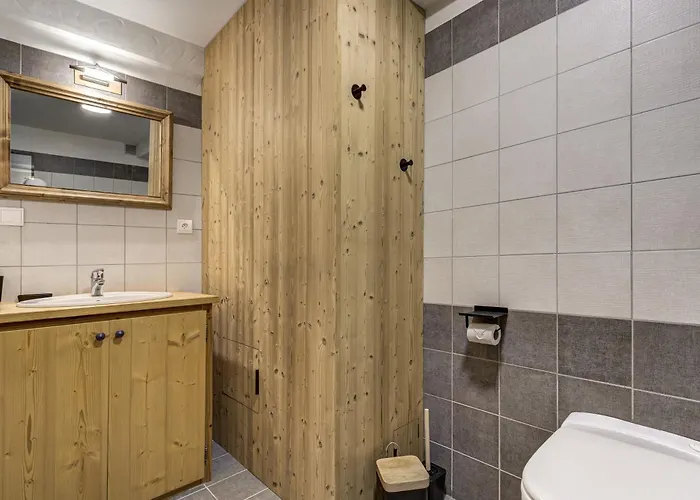 Mouilles - 113m2 Jardin Calme Garage Bar Centre Апартаменты *