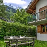 Apartment Mouilles - 113m2 Jardin Calme Garage Bar Centre Chamonix